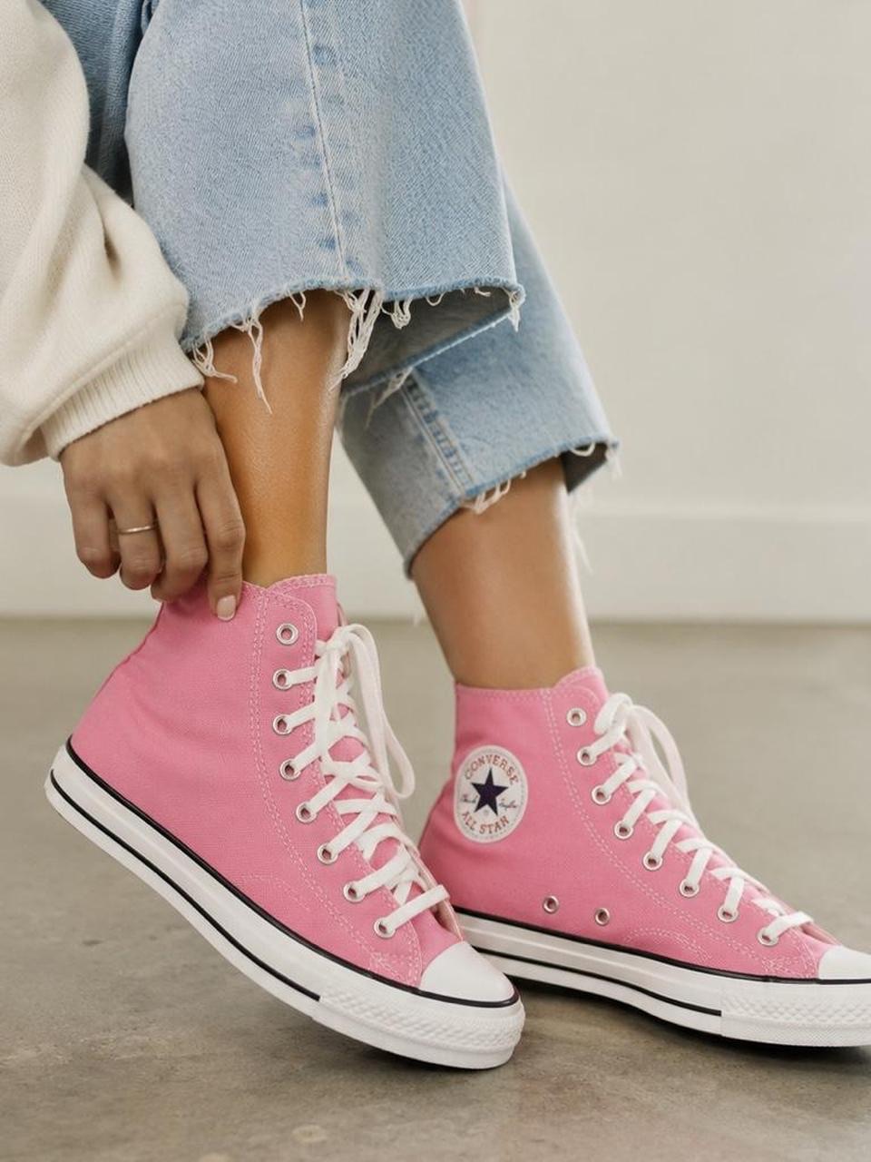 New Nib Converse Pink Chuck Taylor All Star Hi Top Sneaker Womenâs 10 Mens 8